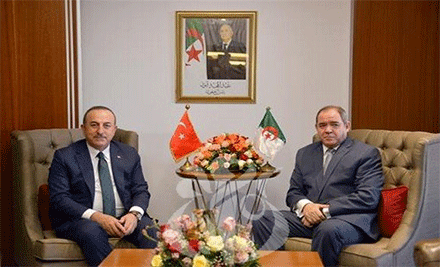 وزير الشؤون الخارجية بوقدوم يتحادث مع نظيره التركي