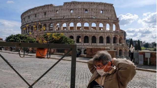 إيطاليا تفرض قيودا أكثر صرامة لمواجهة التفشي المتسارع لفيروس كورونا 
