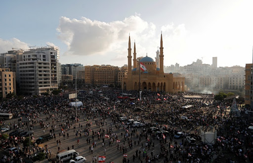 لبنان: تعزيزات عسكرية كبيرة بعد احتدام المواجهات بين الأمن والمتظاهرين 