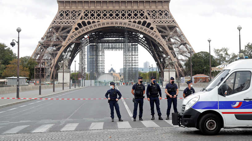 فرنسا : إخلاء برج إيفيل بعد تهديد بوجود قنبلة