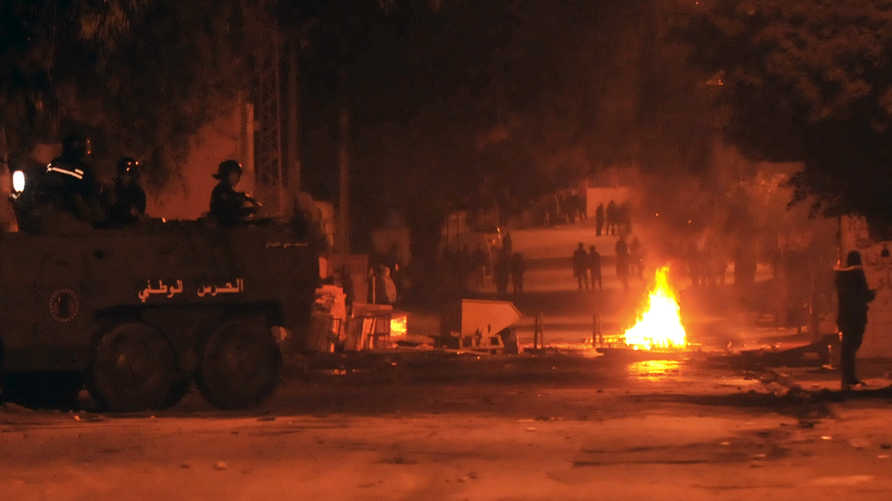 تجدد الاحتجاجات الليلية في تونس